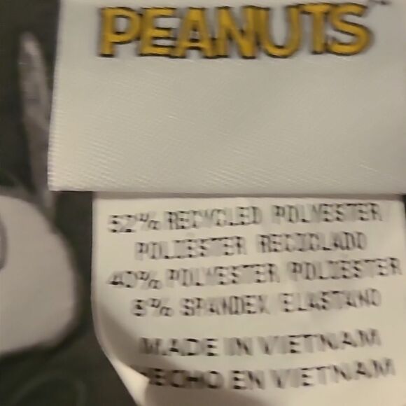 Peanuts Halloween Scrubs  Top wil - Picture 2 of 9